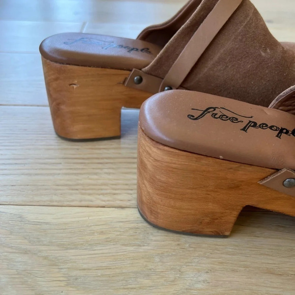 Free People Brown Suede clogs size 8.5 - Picture 5 of 11